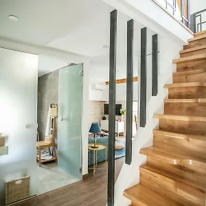 https://villa-lucia.hotels-in-trogir.com
