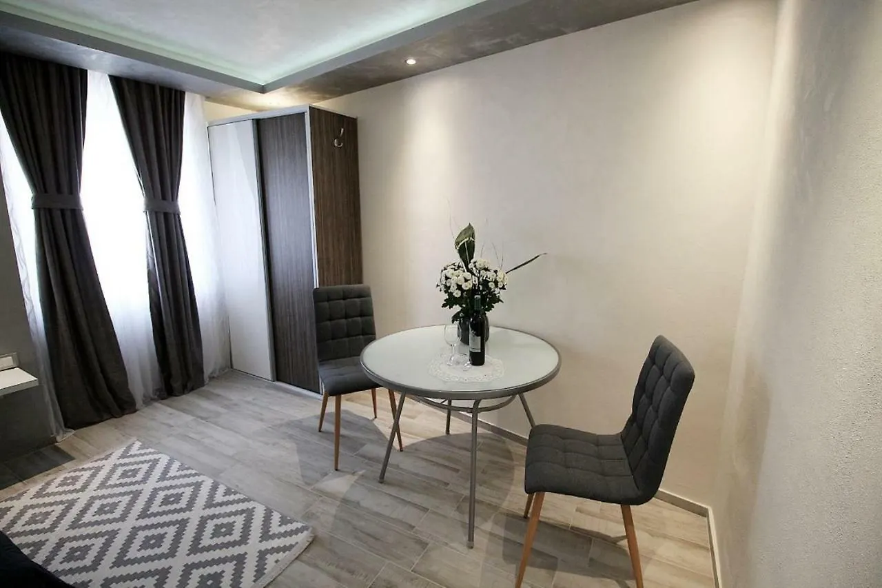 Sette Stanze Hotel Porec 0*,